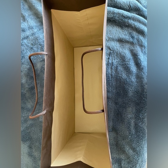 louis vuitton box,wrapping paper,receipt folder,round card with ribbon &gift bag - Picture 6 of 16